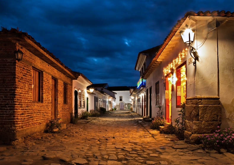 Улицы в Парати