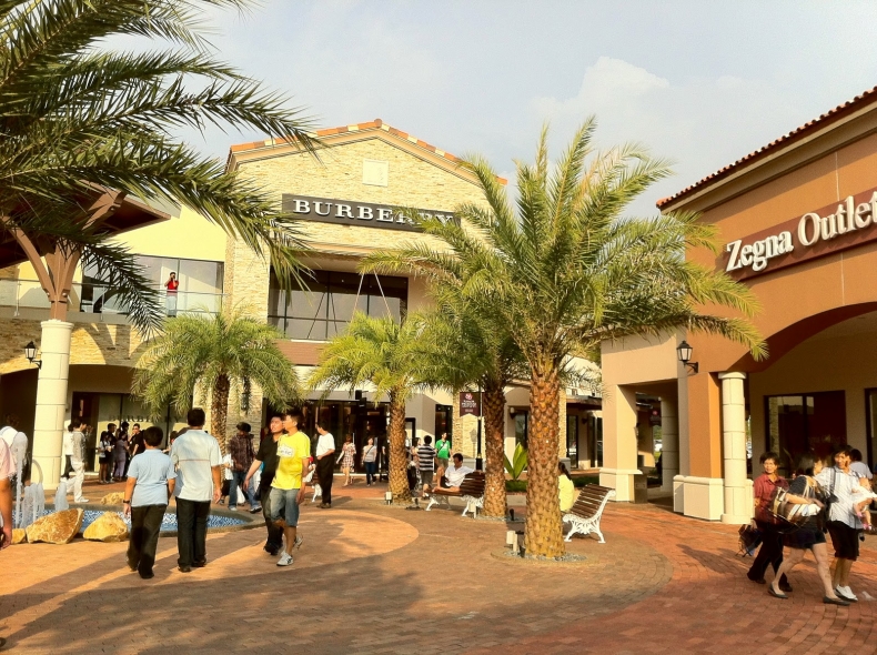 outlet Kampung Bali