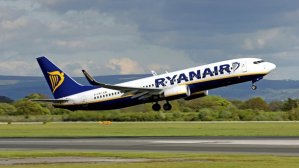 Ryanair предупреждает о снижении цен из-за роста прибыли