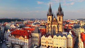 Летим в Прагу в конце октября за 140 евро туда-обратно!
