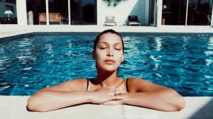 Собираем тревел-косметичку: 10 средств, без которых вам не обойтись