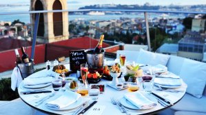 Пахлава медовая: 10 вкусных заведений Стамбула