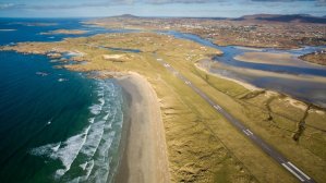 От видов при посадке в этих аэропортах просто захватывает дух!