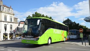 В Украину заходит крупный автобусный лоукостер из Европы