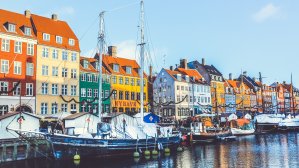 8 очень дешевых билетов в Европу