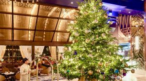 Как Европа готовится к Новому году 2020: 5 самых красивых ёлок