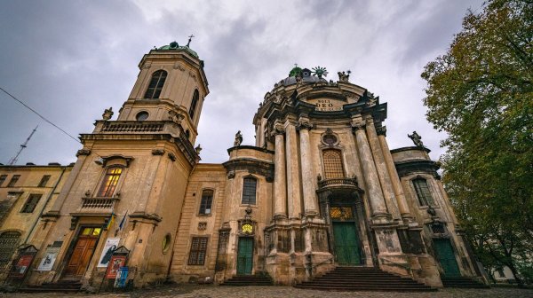 10 украинских храмов, которые поражают красотой