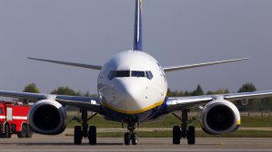 Когда все-таки Украина возобновит авиасообщение: отвечает премьер