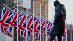 Украина не планирует закрывать авиасообщение с Великобританией