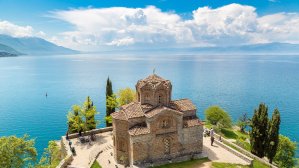 Куда поехать на майские в 2021: 7 стран, которые открыты