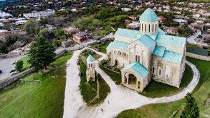 В Грузии ослабляют карантин