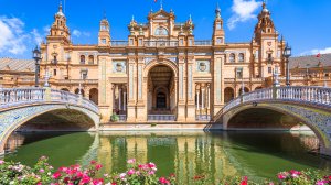 Испания объявила даты и условия открытия границ для туристов