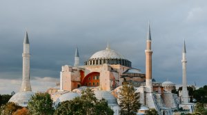 Россия ограничит авиасообщение с Турцией и запретит полеты в Танзанию