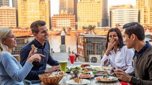 Гастрогид по Дубаю: 8 недорогих и вкусных мест, где нужно побывать