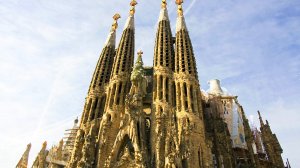 В Барселоне открыли башню собора Саграда Фамилия