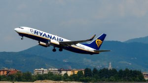 Ryanair отменил 13 рейсов из Украины в феврале