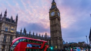 В Англии отменили почти все карантинные ограничения