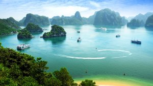 Вьетнам сокращает обязательный карантин, но не для всех