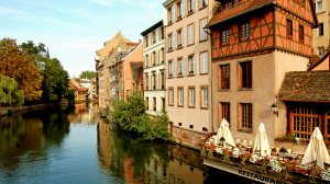 Франция снимает карантинные ограничения