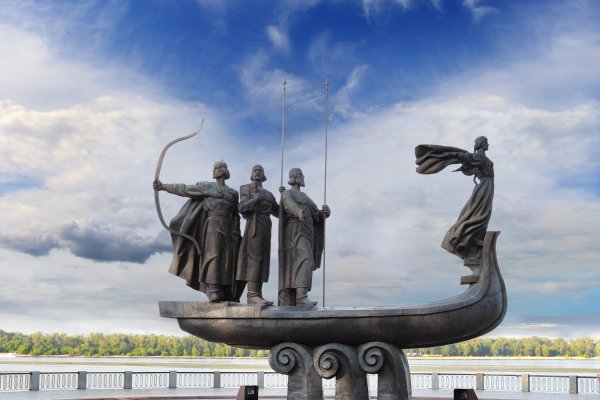 $1000 для українців: нова програма фінансової допомоги