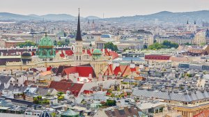 Куда полететь в апреле из Польши: самые выгодные авиа от €19