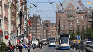 В Амстердаме малоимущие смогут бесплатно пользоваться общественным транспортом