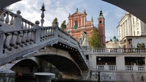 В Словении вводят единый проездной