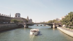 В Париже скоро можно будет купаться в Сене 