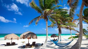 Топ-7 лучших мест для летнего отдыха зимой в 2023 году