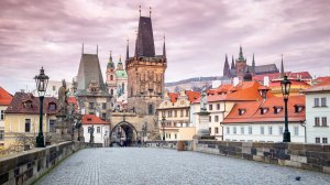 Прага получила статус лучшего города Европы для путешествий в одиночку