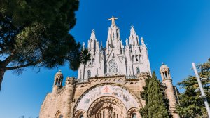 Круизным лайнерам запретили заходить в центр Барселоны