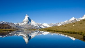 Швеция начала кампанию, разъясняя, что она не Швейцария