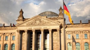 Временная защита для беженцев в Германии продлена до 2025 года