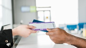 Кабинет министров усовершенствовал оформление паспортов за границей