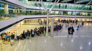 Крупнейший аэропорт Польши обслужил рекордное количество пассажиров