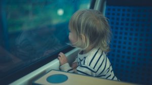 Как выехать за границу с ребенком: правила и необходимые документы в 2024 году