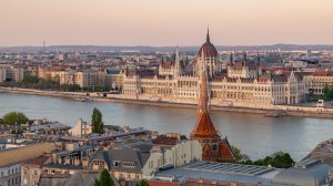 Будапешт продолжает инициативу бесплатного проезда для украинских беженцев