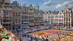 Названы европейские города, которые больше всего будут страдать от толп туристов в этом году