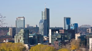 Працевлаштування українців за кордоном: названо країни-лідери у 2024 році