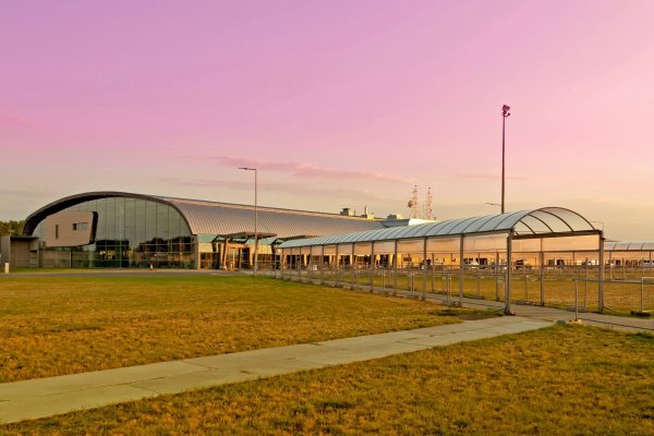 В Польше появится новая железнодорожная ветка в аэропорт Варшава-Модлин