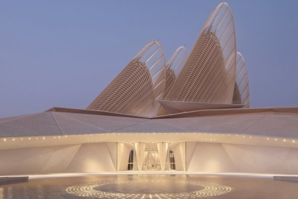 На острове Саадиат в Абу-Даби открылся Национальный музей шейха Заида