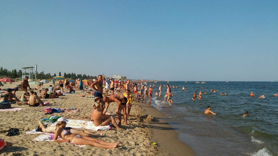 Каролино-Бугаз