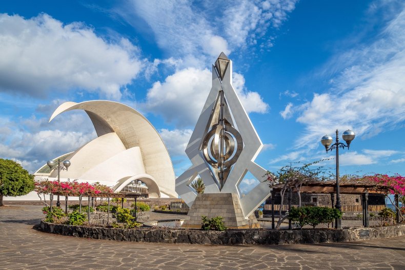 https://depositphotos.com/photo/auditorio-square-santa-cruz-tenerife-spain-388394504.html