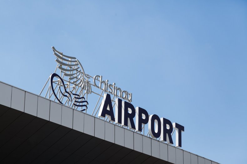Señalización del Aeropuerto Internacional de Chisinau
