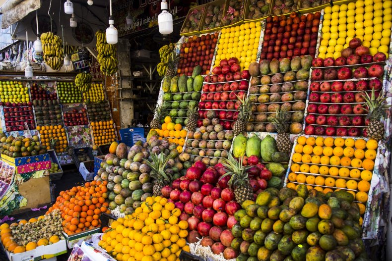 Mercado de Stary Sharm, venta de fruta